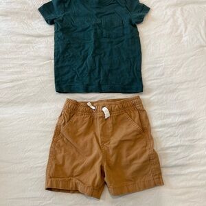 Hanna Andersson Tan Shorts and green pocket t-shirt boys’ 2T